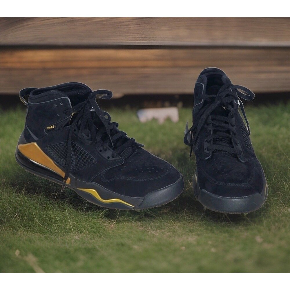 Nike Air Jordan Mars 270 Size Men’s 10 CD7070-007 Gold Patent Black BBall Shoes - Picture 2 of 9